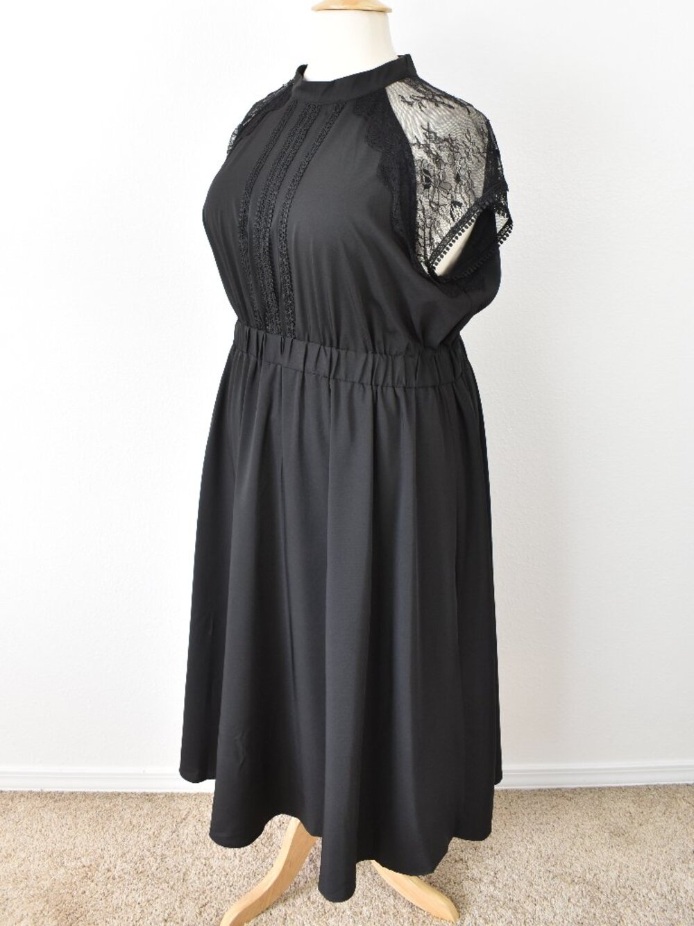 Liquorish London Black Lace Sleeve Midi Dress - 20 - Picture 5 of 11